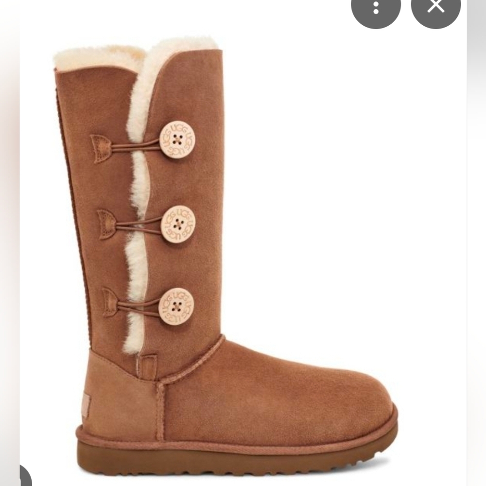 UGG Bailey Triple Button II in Chesnut Women Size 10